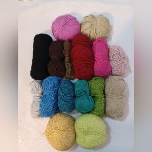 Mixed Acrylic & Cotton Blend Yarn Bundle- 1lb- Varios Colors